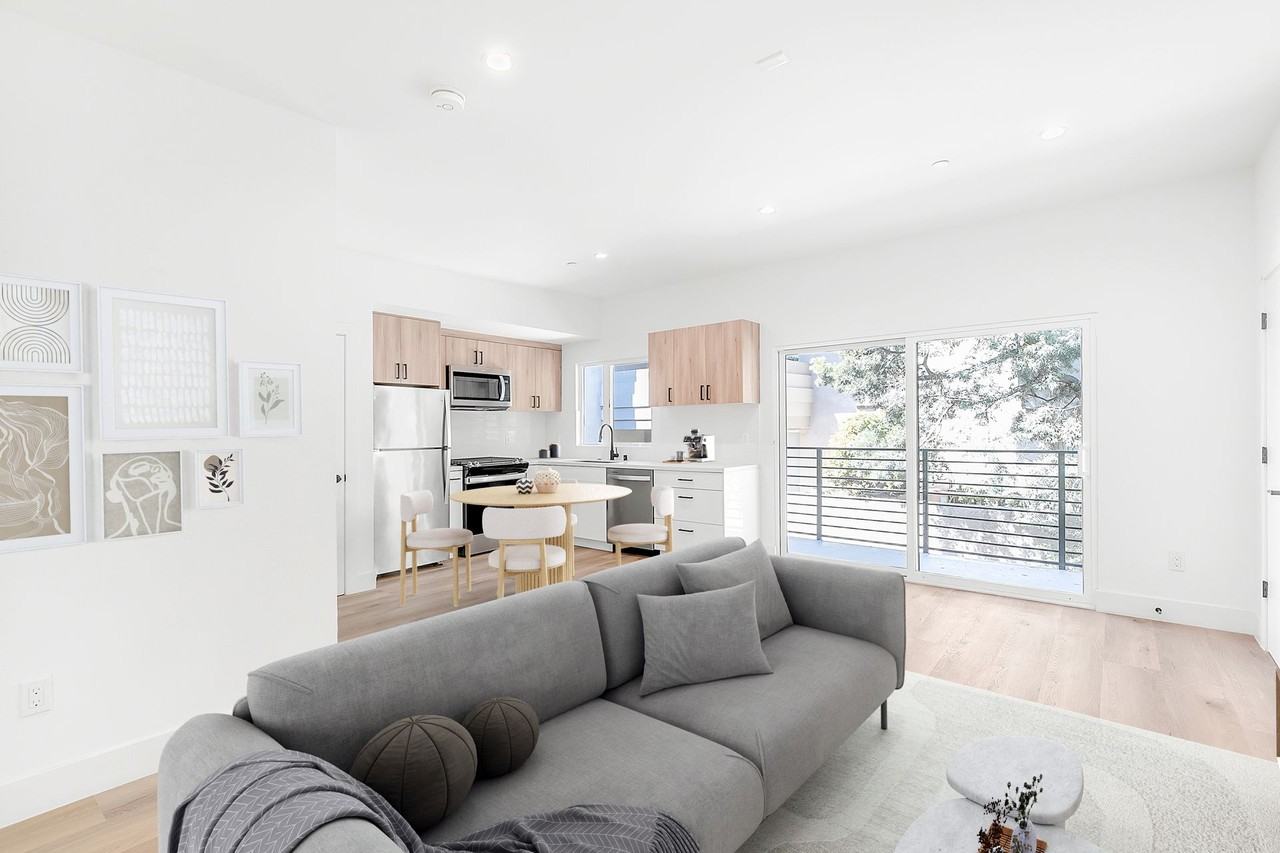 914 7th Street - Photo 6 of 19