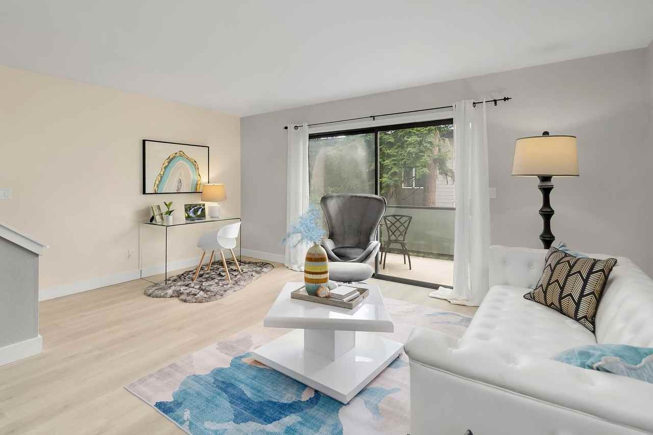 350 4th Ave S - Photo 4 of 19
