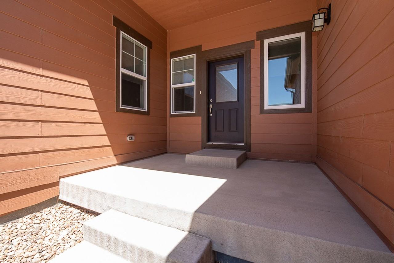 5720 Big Canyon Dr - Photo 2 of 30