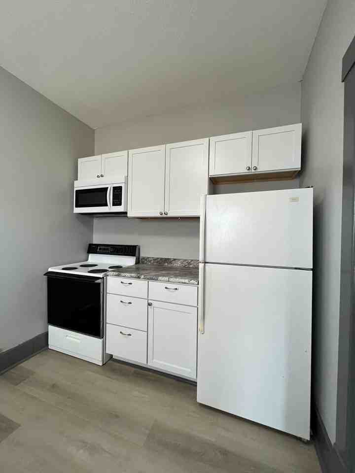 1524 N 23rd St - Photo 2 of 11