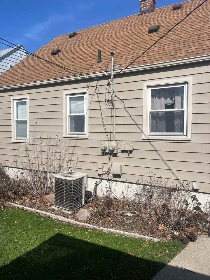 20641 Carlysle St - Photo 2 of 33