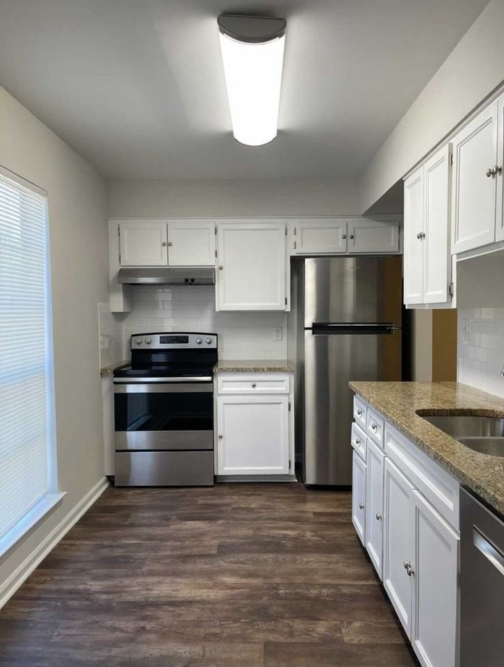 1610 Limestone Ct - Photo 6 of 26
