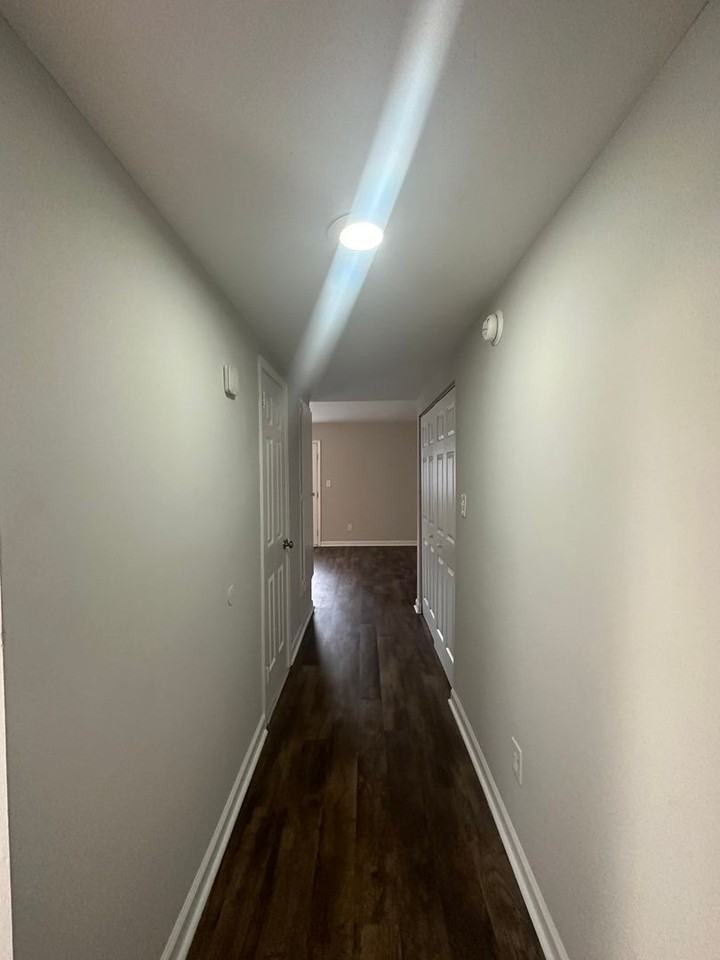 1610 Limestone Ct - Photo 4 of 26