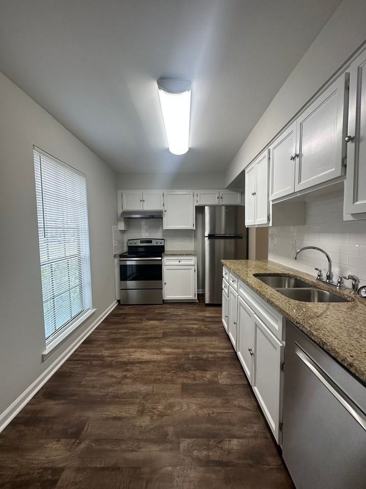1610 Limestone Ct - Photo 7 of 26