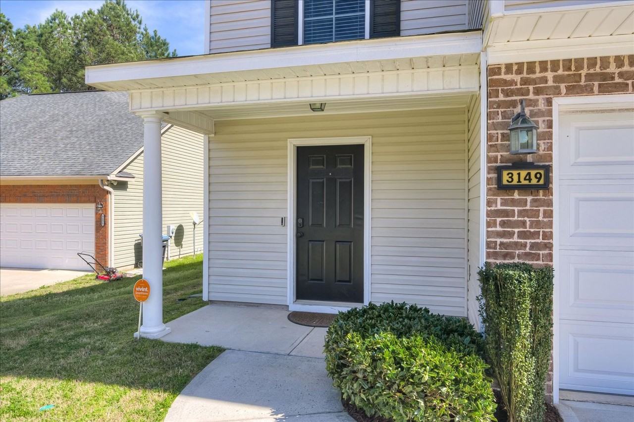 3149 Bilston Dr - Photo 2 of 31