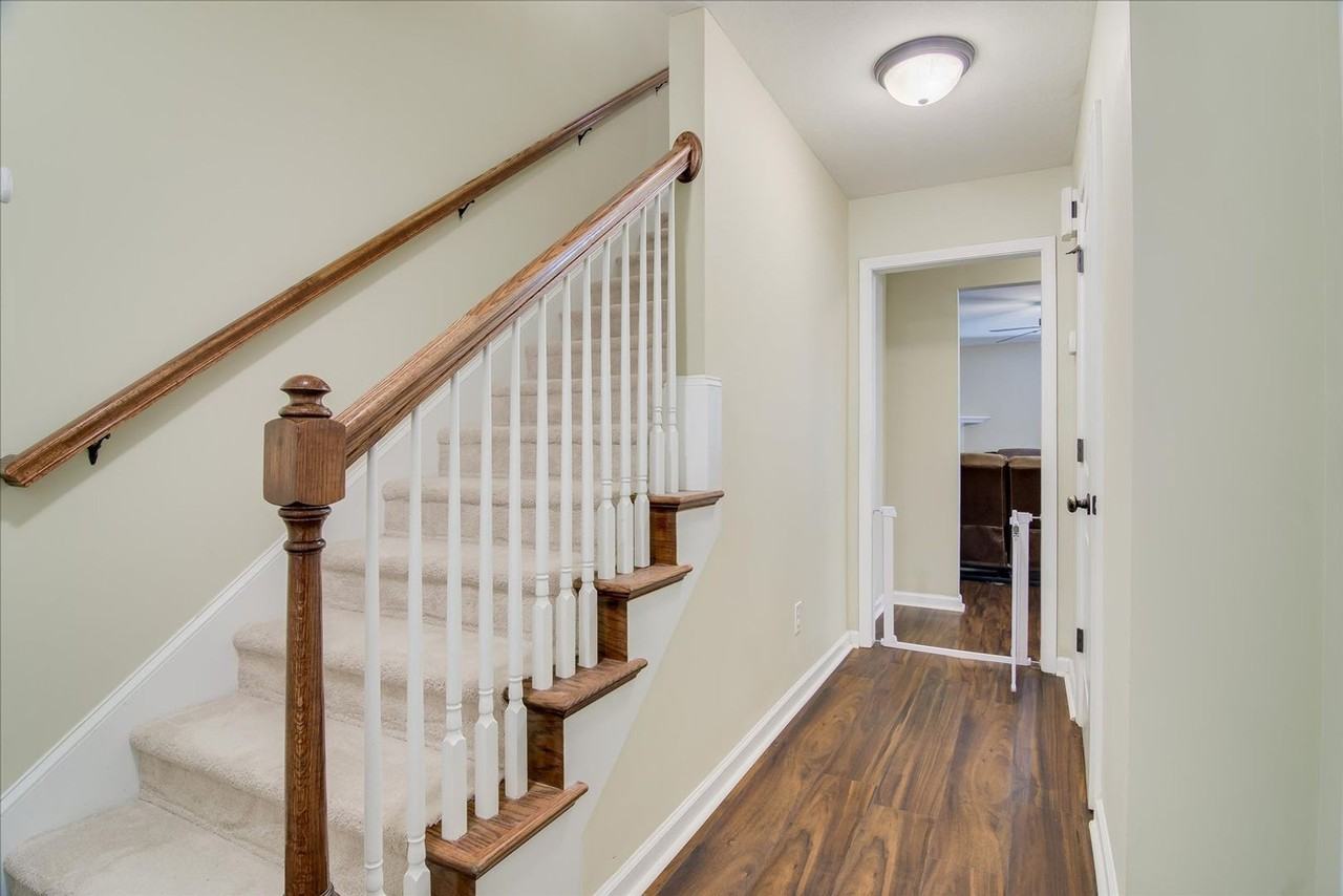 3149 Bilston Dr - Photo 4 of 31
