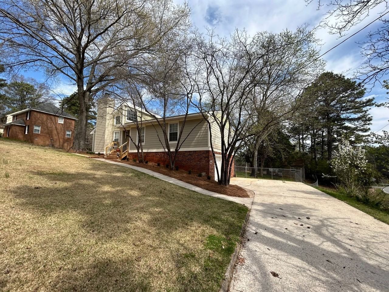 29 Arrowhead Dr Se - Photo 2 of 36