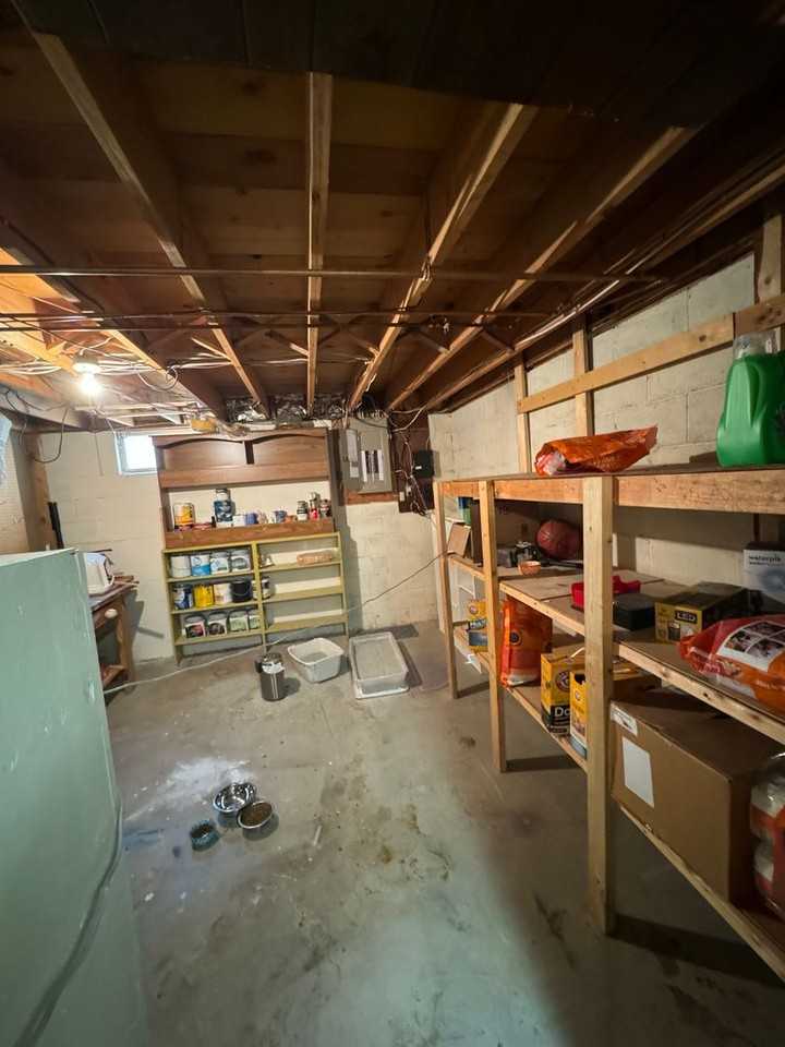 1513 5 1/2 Ave Ne - Photo 3 of 33