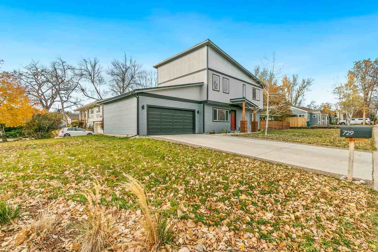 729 Rocky Rd - Photo 2 of 26