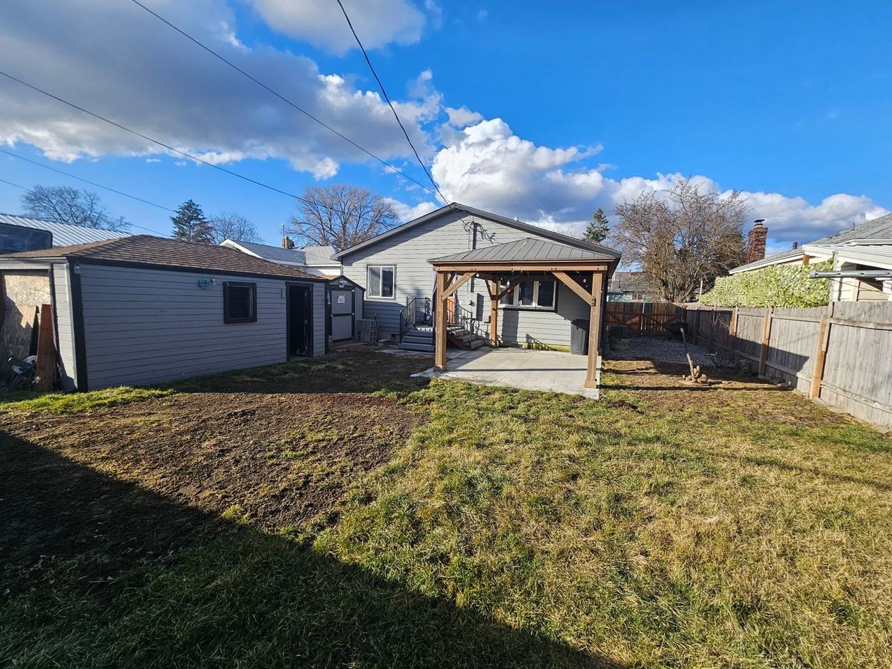 424 E Princeton Ave - Photo 2 of 8