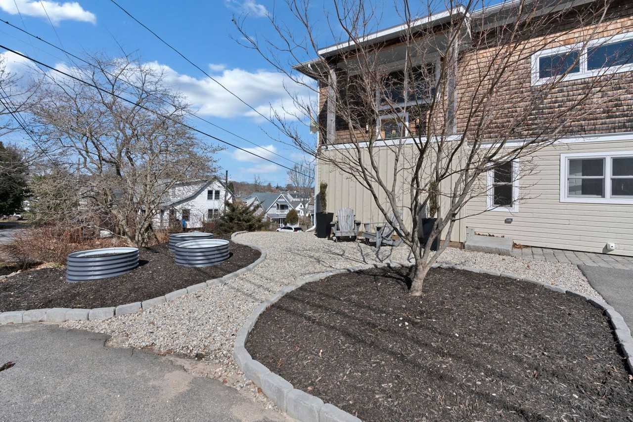 4 Gould Rd - Photo 3 of 46