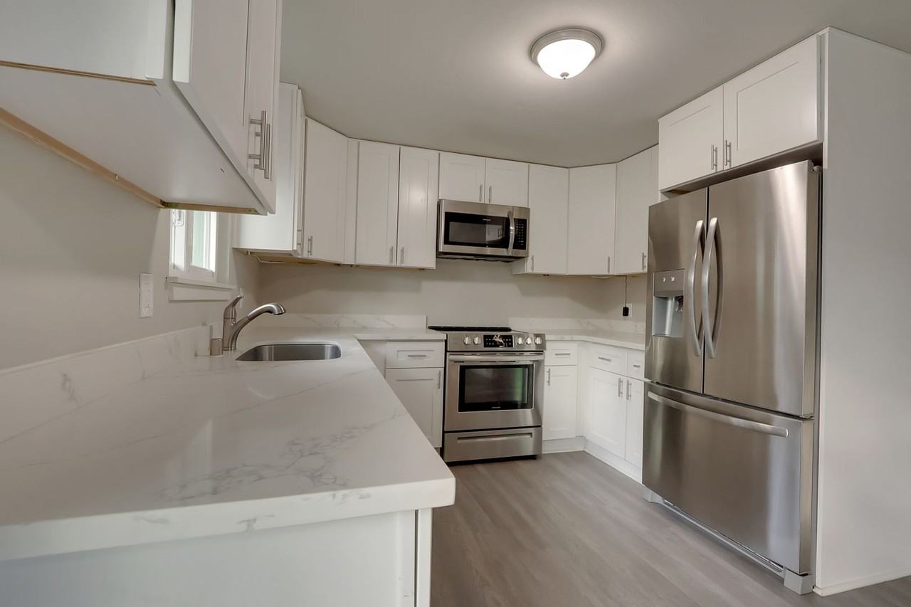 1625 Alder St Se - Photo 6 of 20