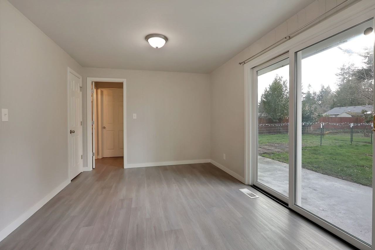 1625 Alder St Se - Photo 7 of 20