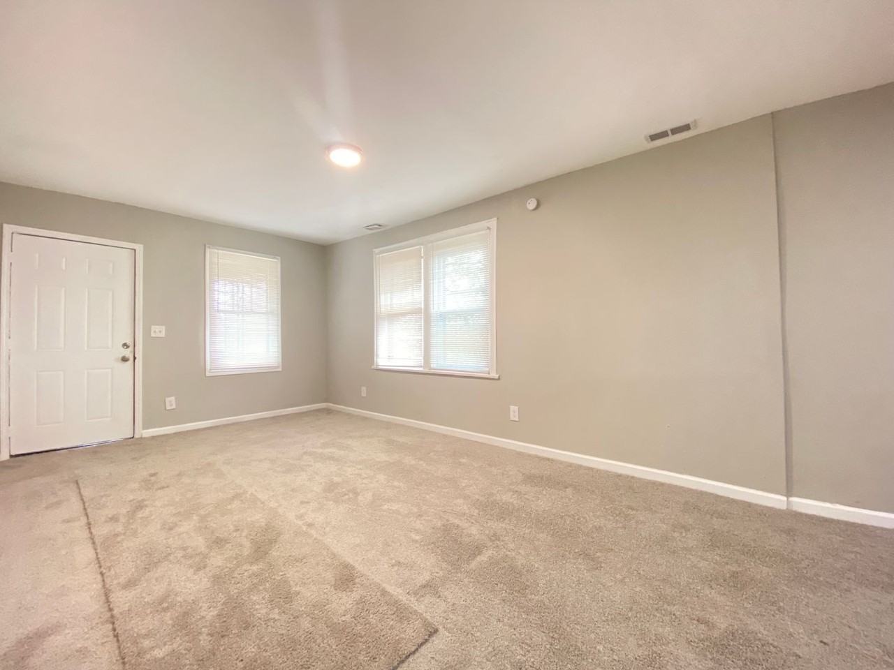 811 Adams St - Photo 3 of 17