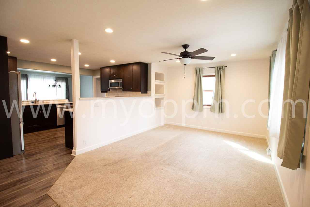 3607 S 97th St - Photo 3 of 29