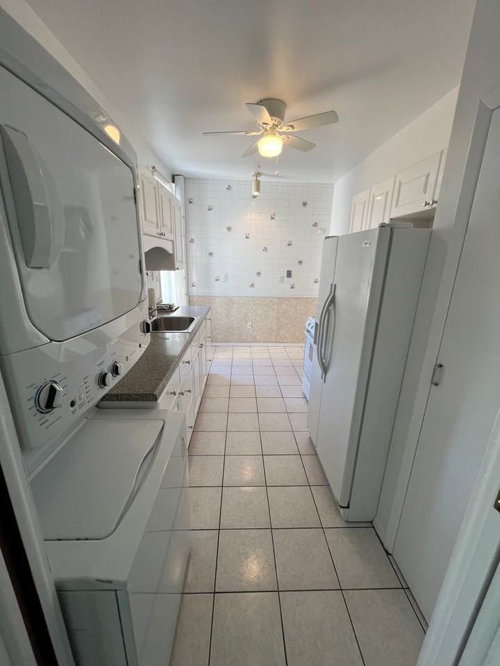 2770 Williamsbridge Rd - Photo 2 of 7