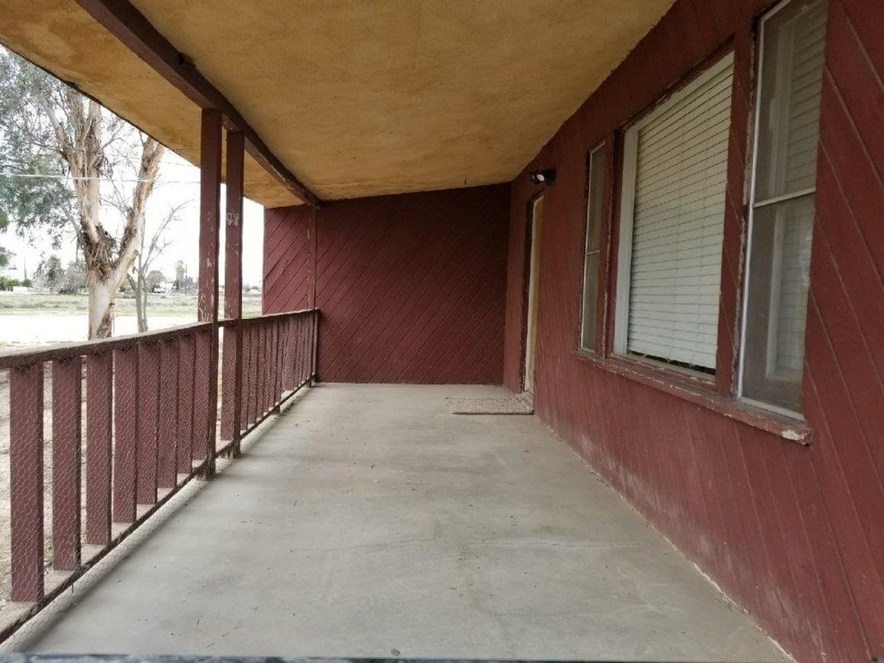 13400 Rosedale Highway - Photo 2 of 10