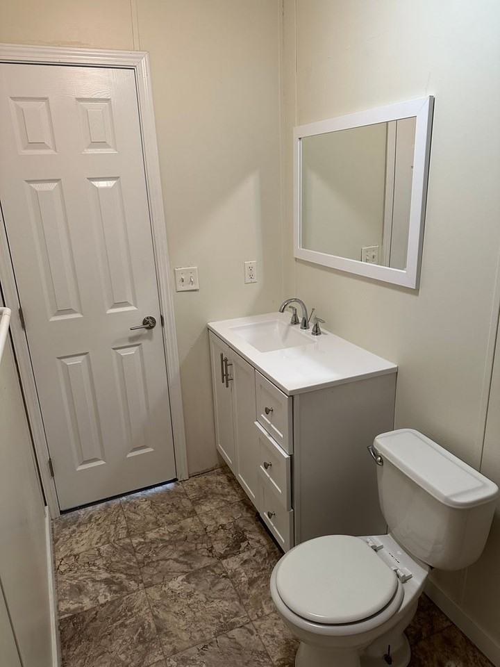 2641 Falcon St - Photo 6 of 15