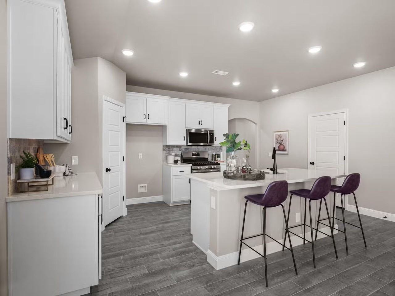 1104 Sw 2nd Ave - Photo 3 of 41