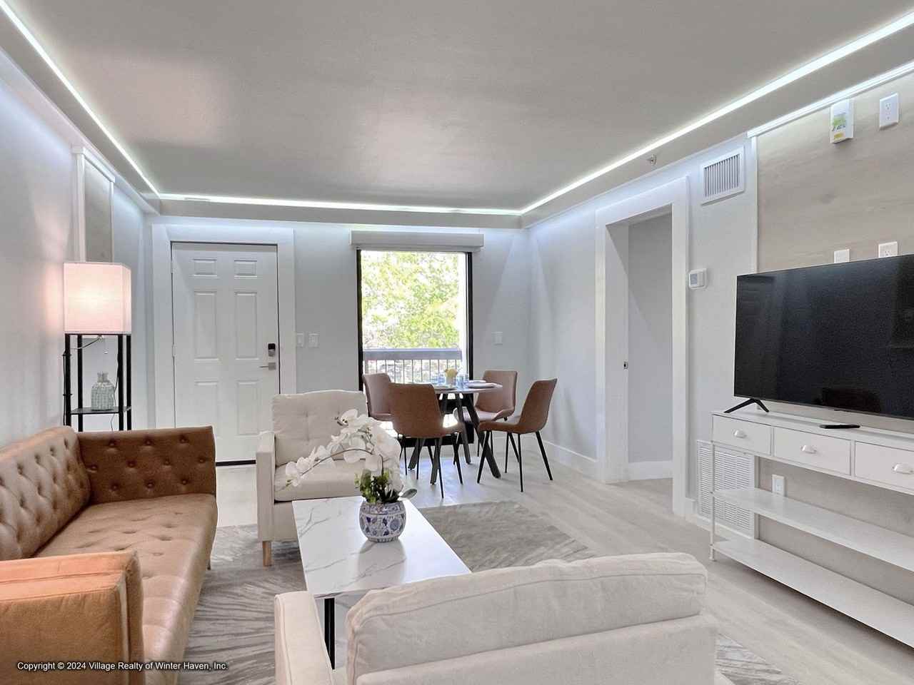 The Jade - Photo 5 of 43