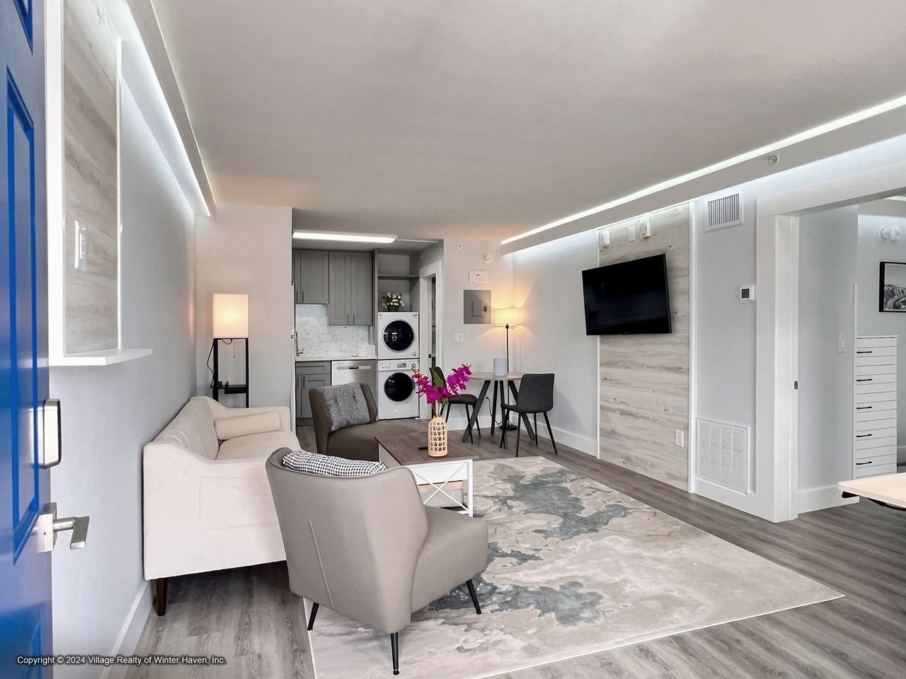 The Jade - Photo 3 of 43