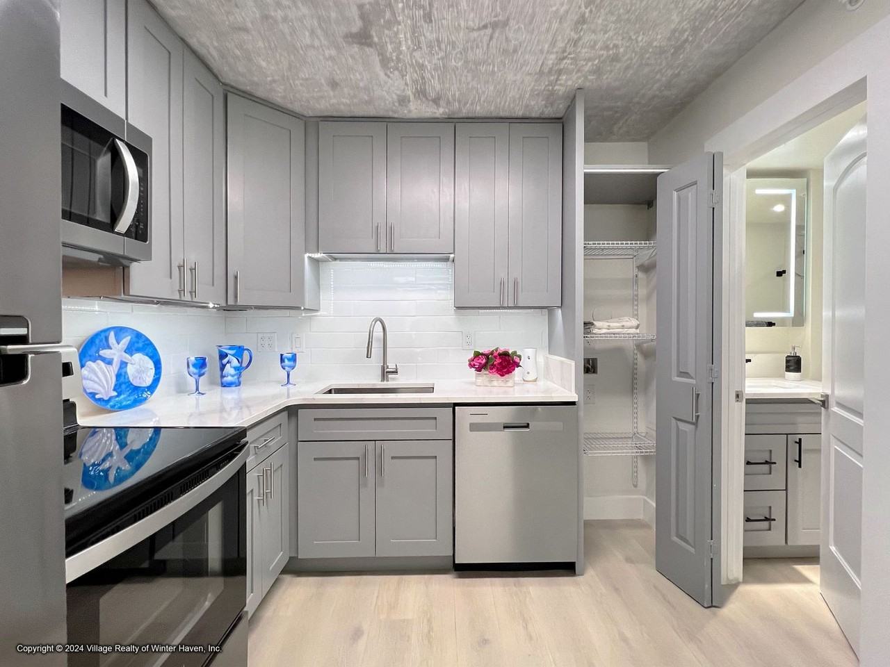 The Jade - Photo 5 of 26