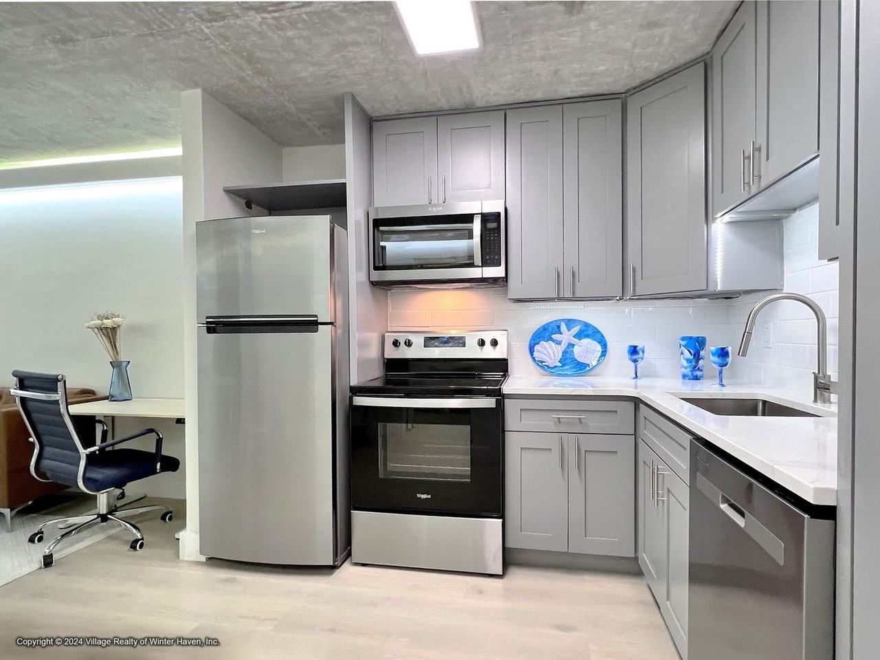 The Jade - Photo 6 of 26