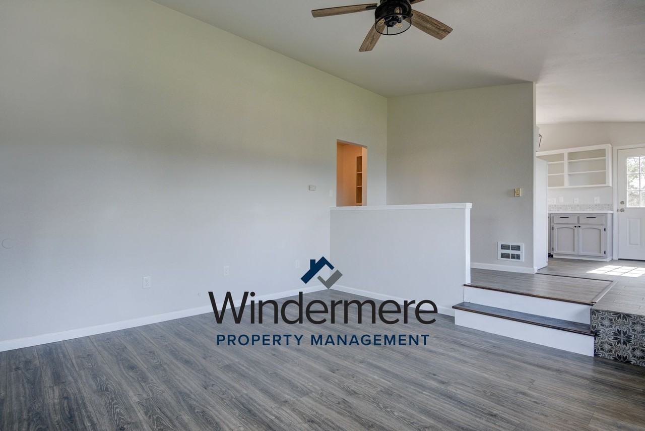 2605 San Juan St - Photo 6 of 22