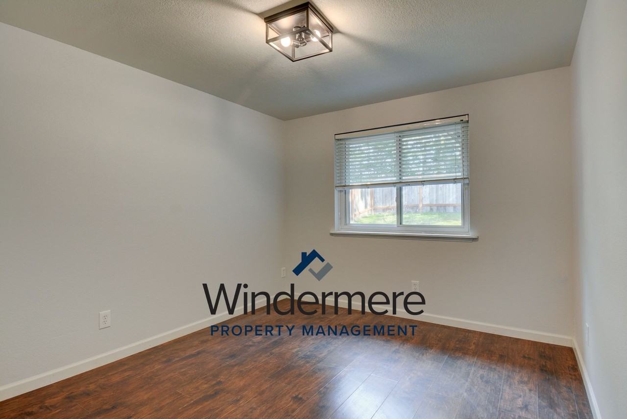 2605 San Juan St - Photo 7 of 22