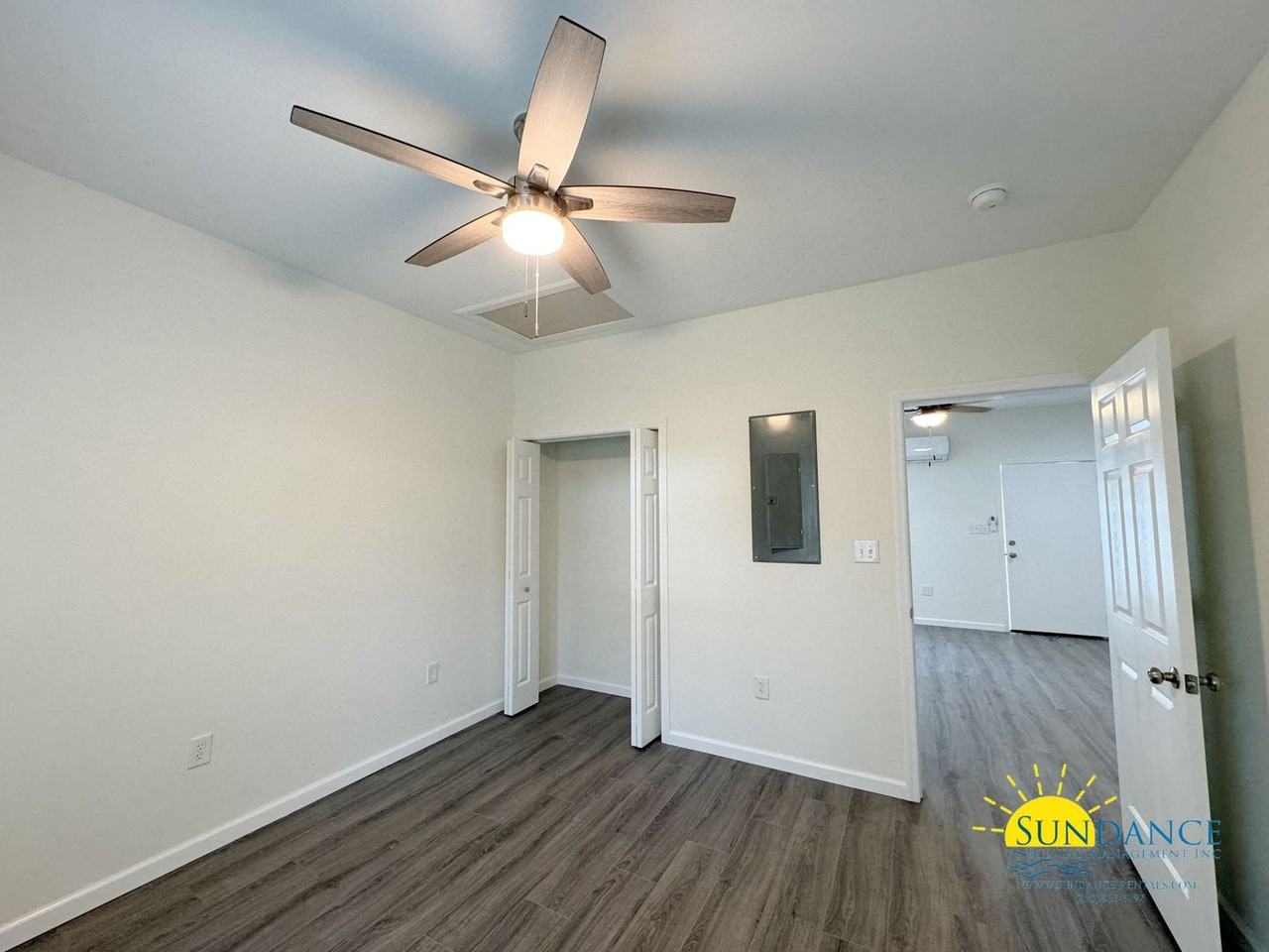 322 Lewis St #B - Photo 7 of 10