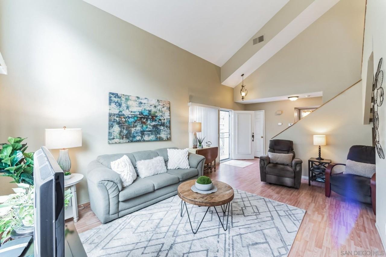12108 Wilsey Way - Photo 5 of 17