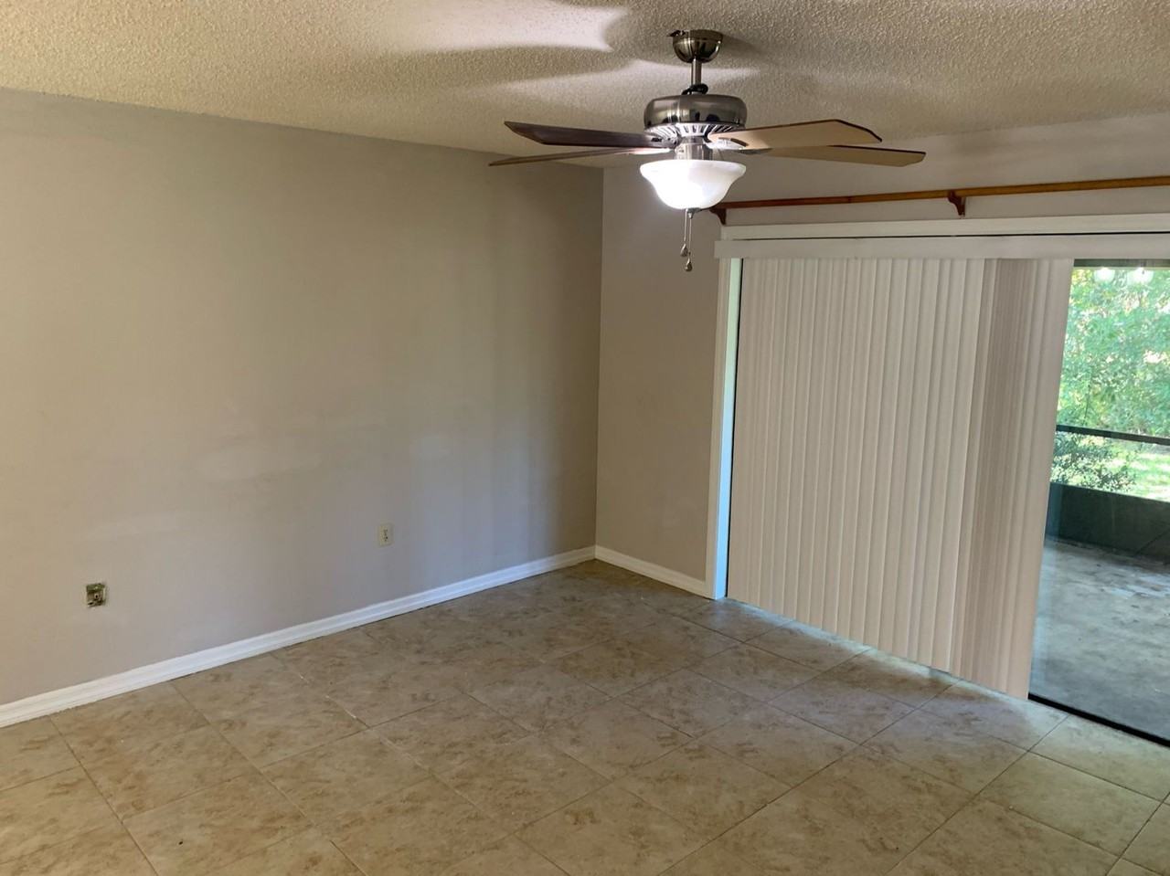 606 Park St - Photo 5 of 12