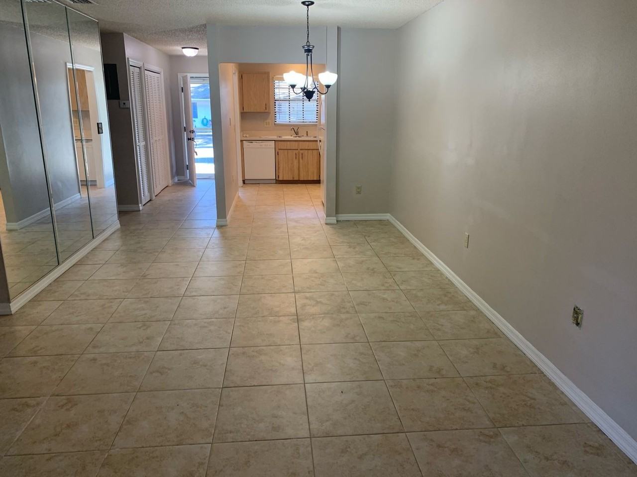 606 Park St - Photo 7 of 12