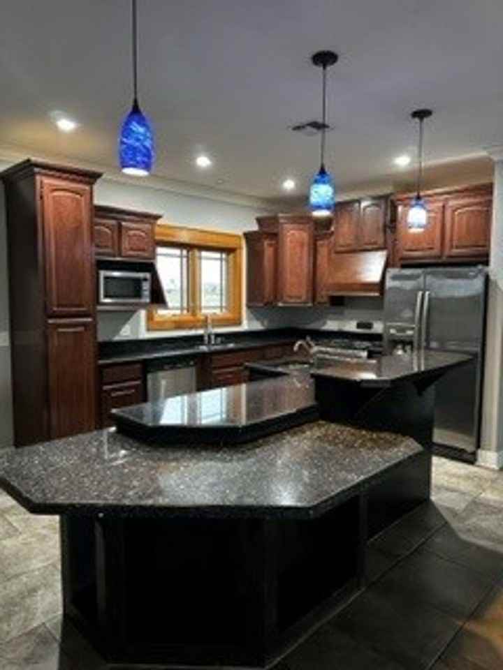 1181 Parish Line Rd - Photo 2 of 4