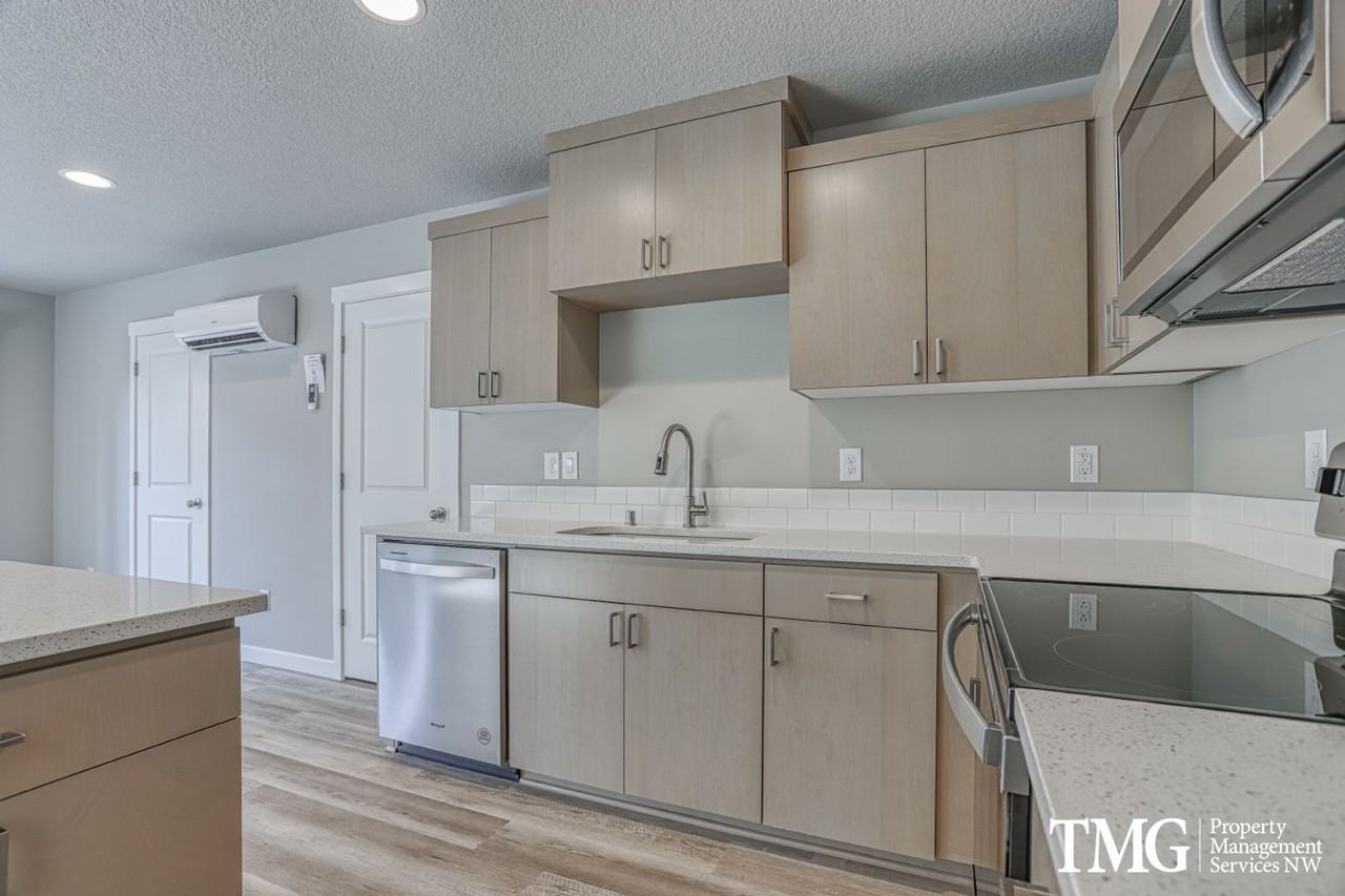 4802 Ne 37th Ct - Photo 6 of 18