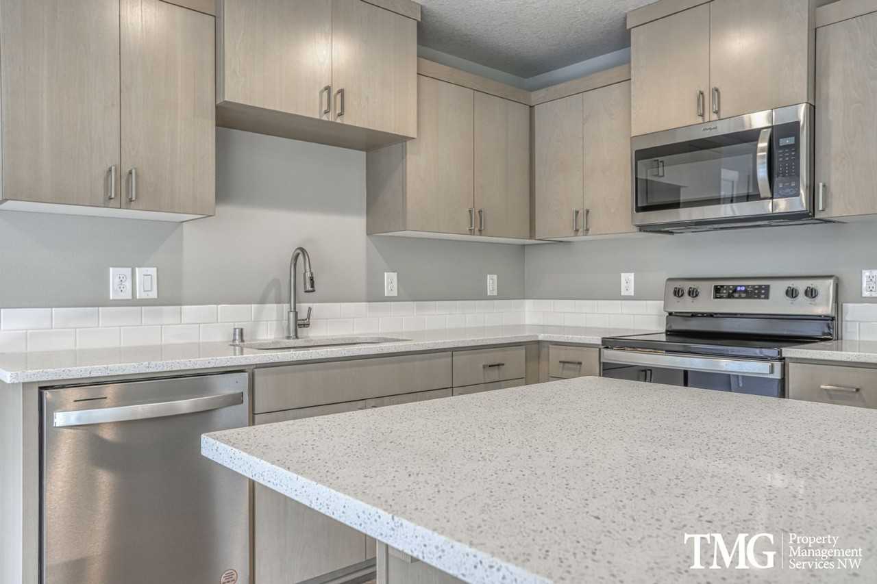 4802 Ne 37th Ct - Photo 7 of 18