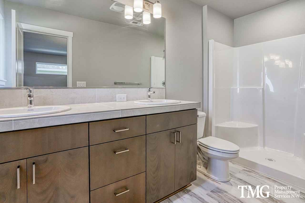 4806 Ne 37th Ct - Photo 5 of 18