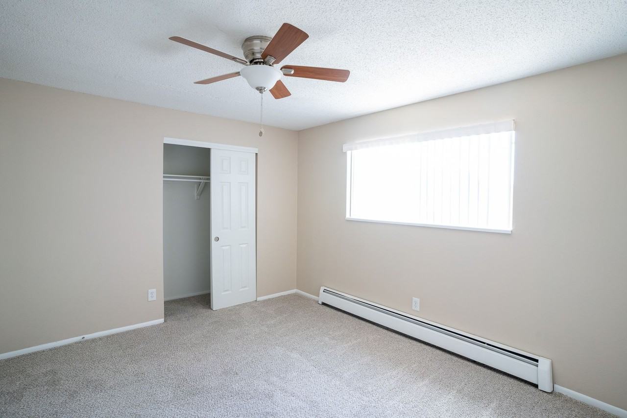 Prentice House Apartments - Photo 6 of 33