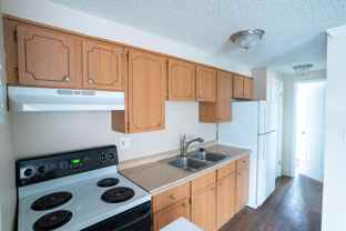 Knollwood and Tanglewood Apartments - Photo 1 of 1