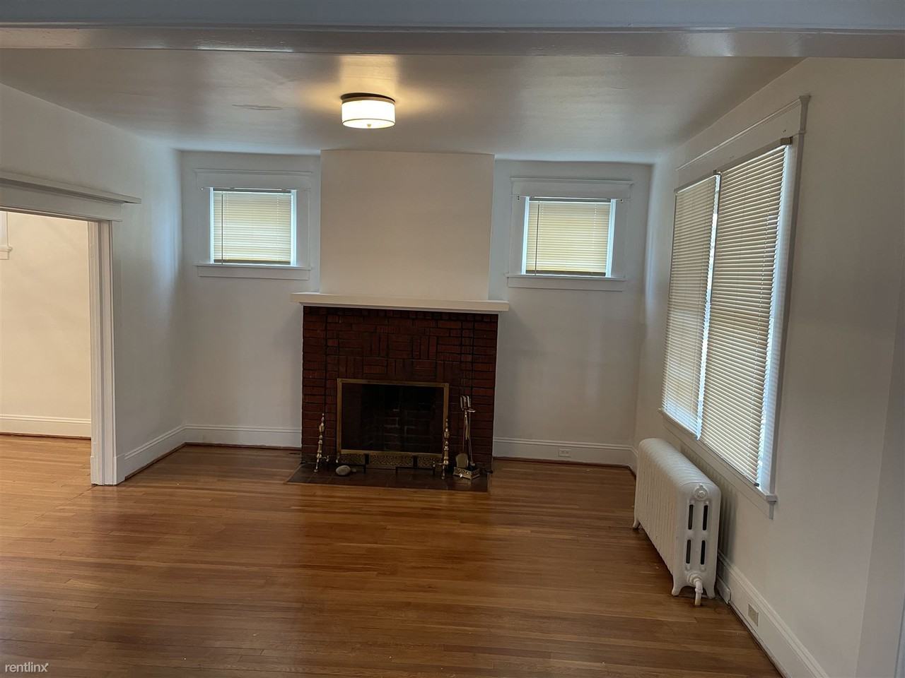 3217 Fendall Ave - Photo 3 of 17