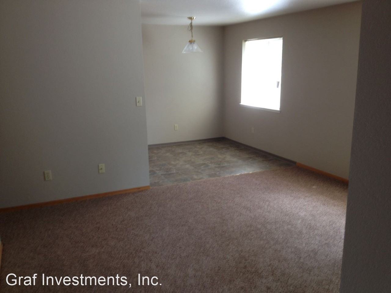 211 Canyon Dr. - Photo 2 of 12