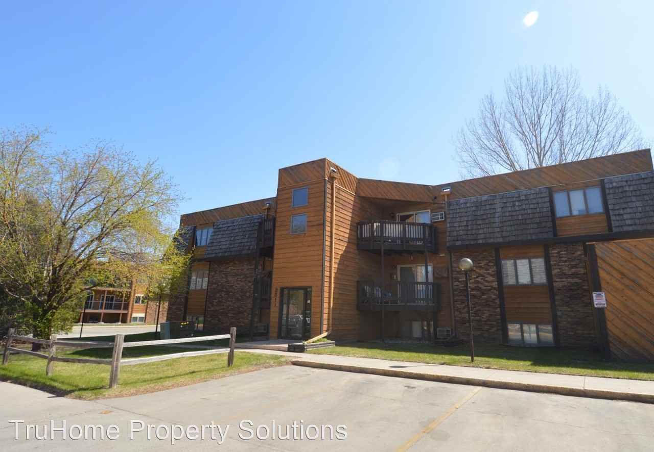 2511 Knight Drive - Photo 3 of 27