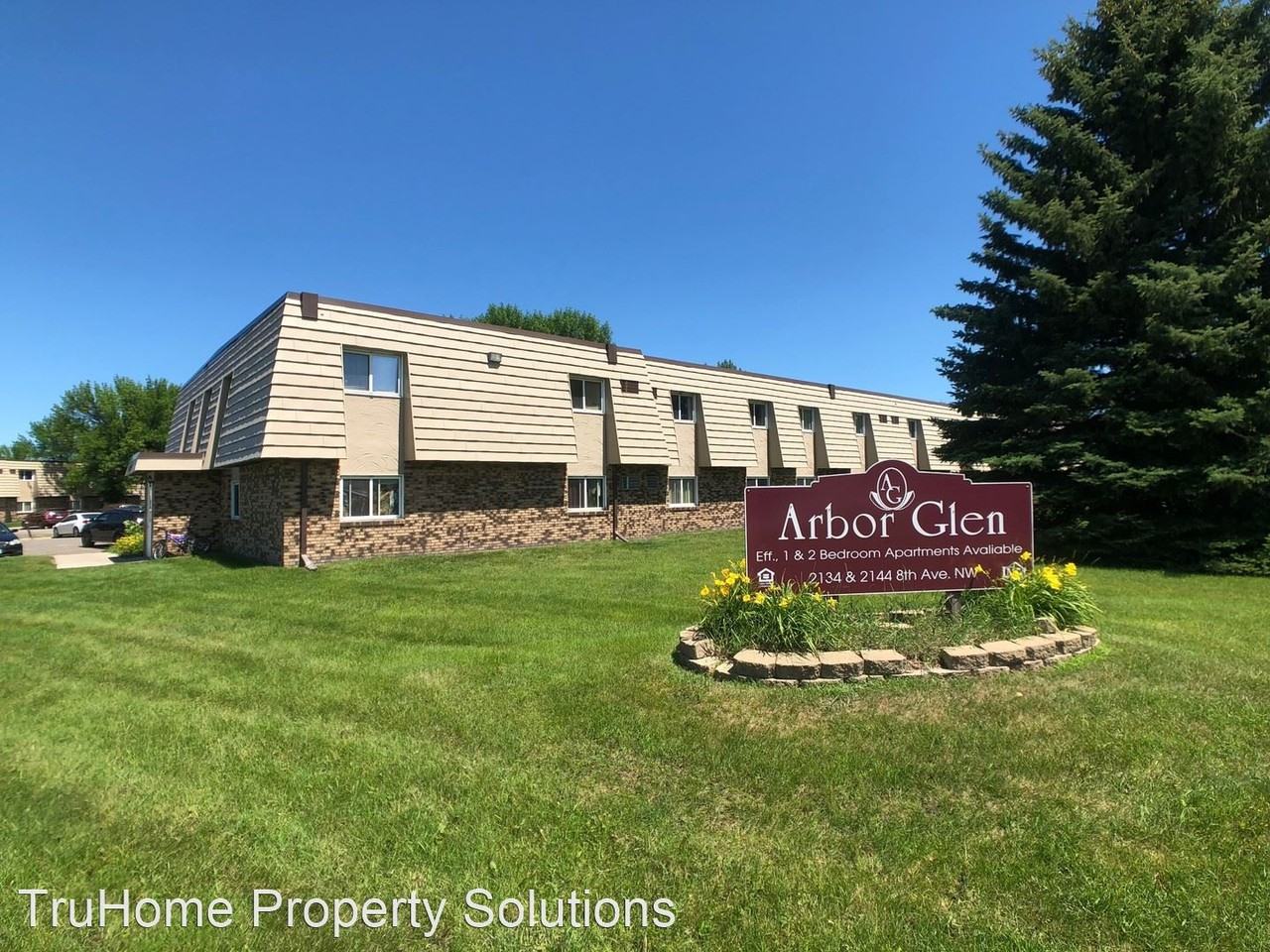 2134 8th Ave NW - Photo 2 of 24