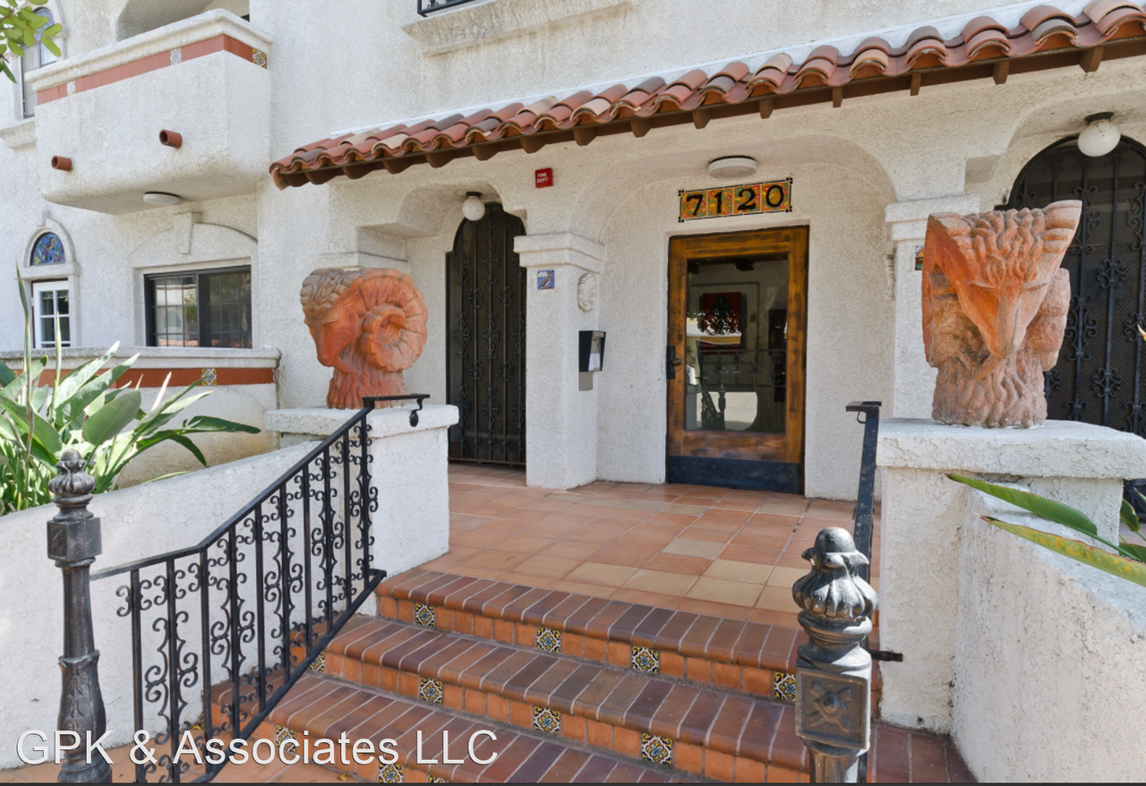 7120 Ramsgate Ave. - Photo 3 of 13