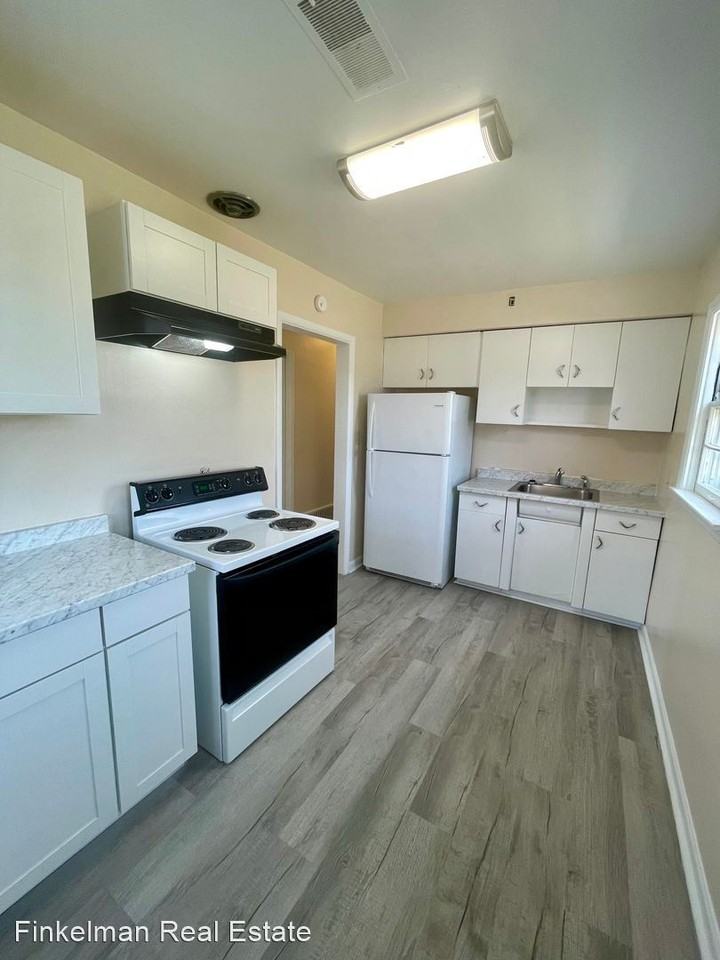 3003 Grand Avenue  - 3003 Grand - 2nd Floor - Photo 2 of 13