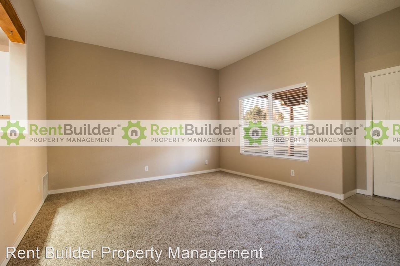 6690 Camino Rojo - Photo 2 of 23