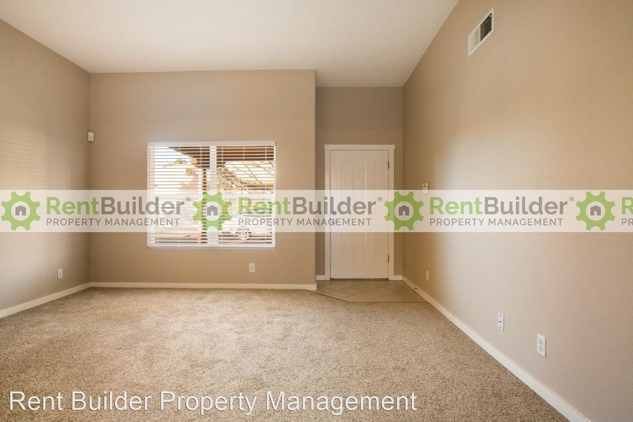 6690 Camino Rojo - Photo 3 of 23
