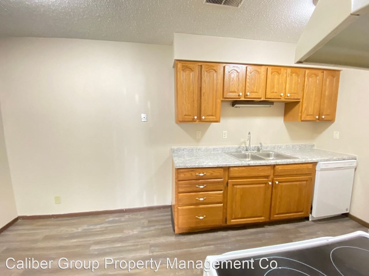 3729 W 9th Street - Photo 2 of 9