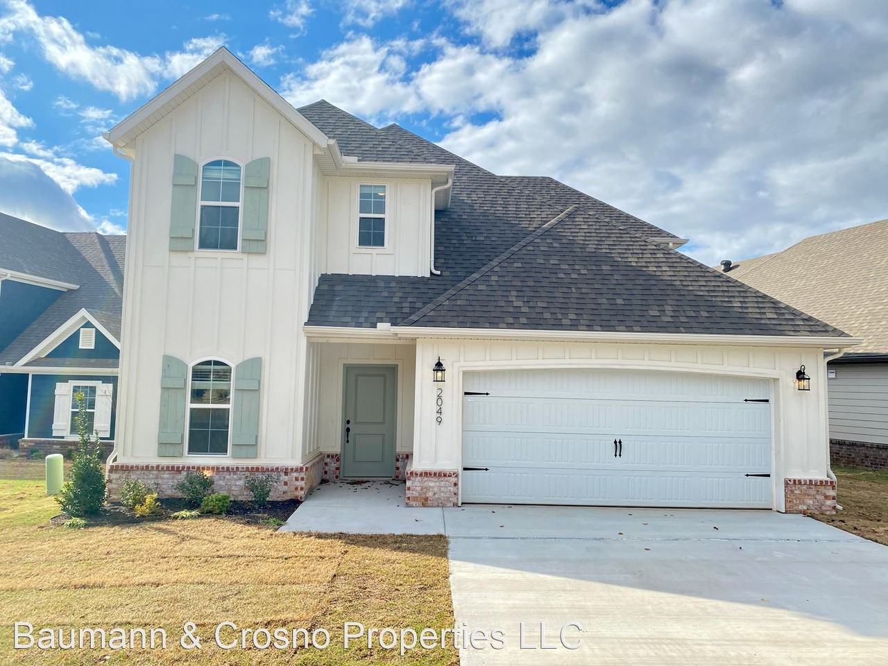 2049 N Penelope Ln - Photo 2 of 16