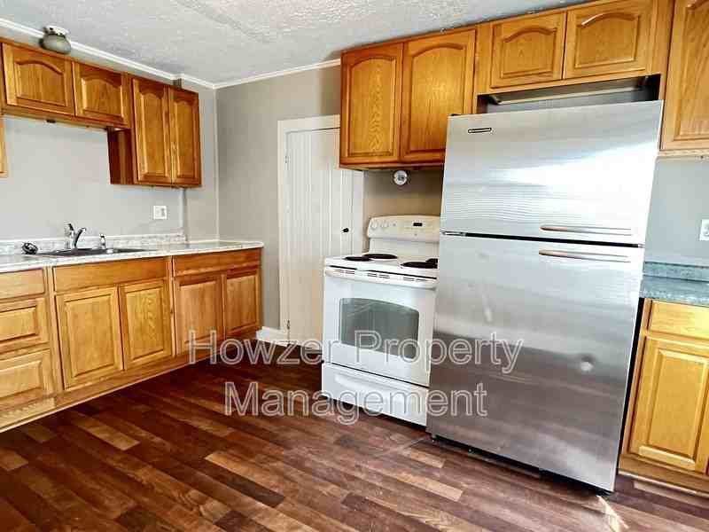 3 3Rd St 1St Fl - Photo 2 of 25